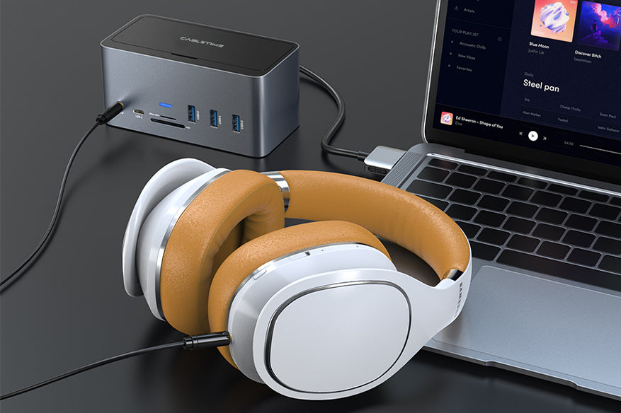 docking station with audio port